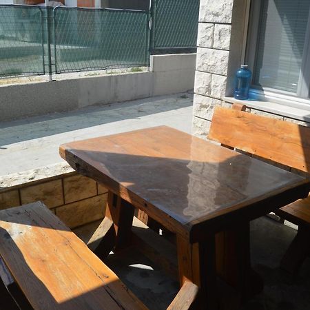 Lipa Mare Apartment Solin Exterior photo